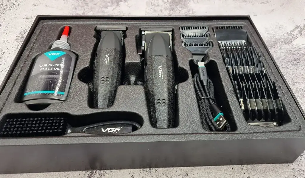 Професійний набір VGR V-640 (Машинка для стрижки + Тример, 9000 об/хв, LCD-дисплеї) - фото 4