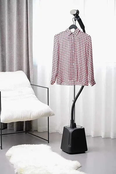 Відпарювач вертикальний SteamOne чорний (H18B) - фото 2