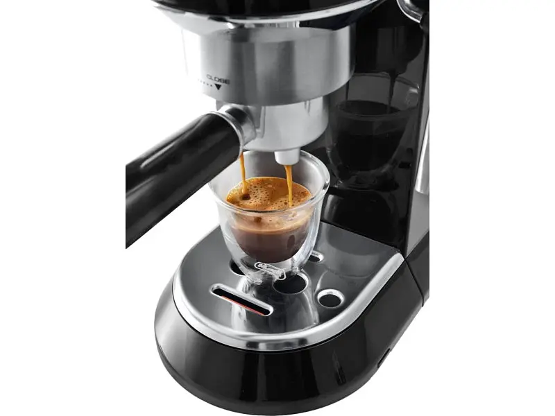 Ріжкова кавоварка еспресо Delonghi EC 685.BK - фото 4