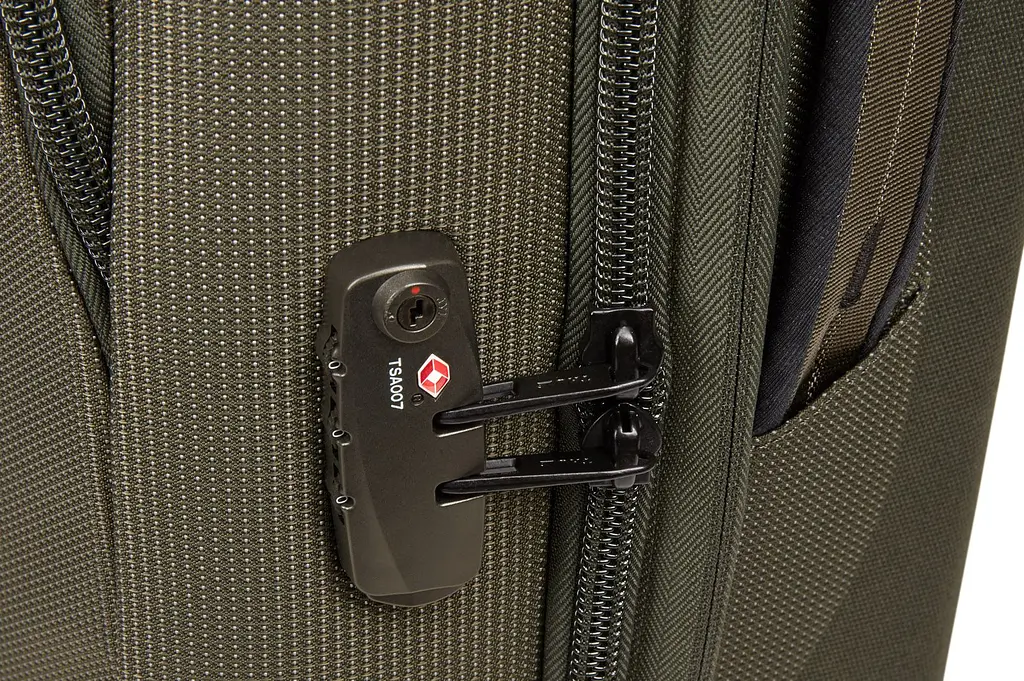 Валіза на колесах Thule Crossover 2 Carry-On Spinner Forest Night 3204033 - фото 10