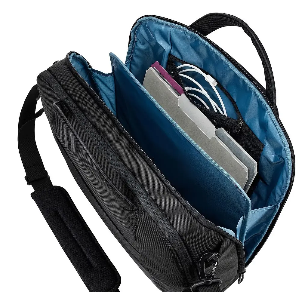 Сумка Thule Accent Laptop Bag 15.6 TACLB-2216 (Black) (6744802) - фото 4