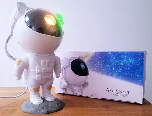 Нічник – проектор зоряного неба Астронавт Astronaut Starry Sky Projector космонавт дитячий світильник - фото 6