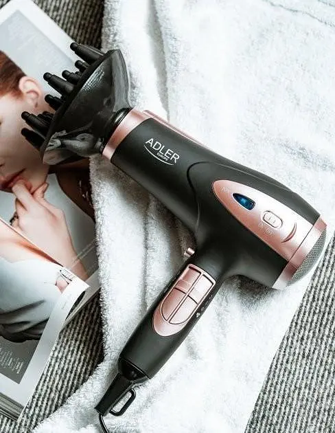 Фен с ионизацией Adler AD 2248, 2400 Вт диффузор концентратор 2 скорости компактный 1 шт. черный (33705-IS) - фото 4