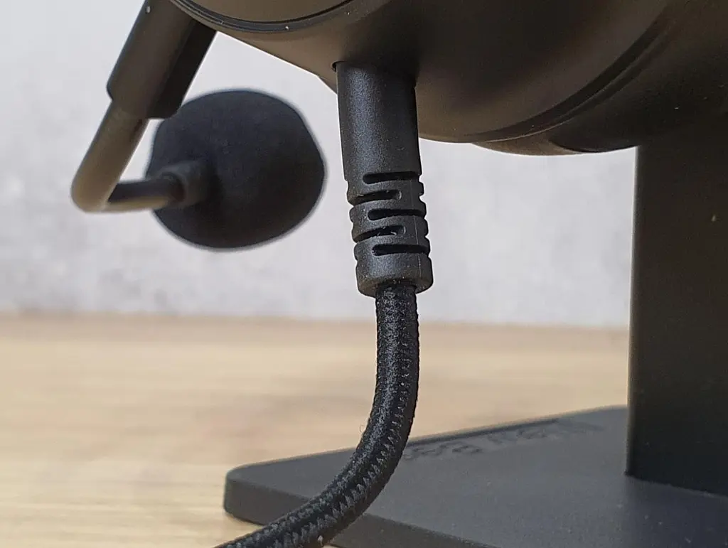 Ігрові навушники Razer Kraken V3 USB 7.1 Black - фото 6