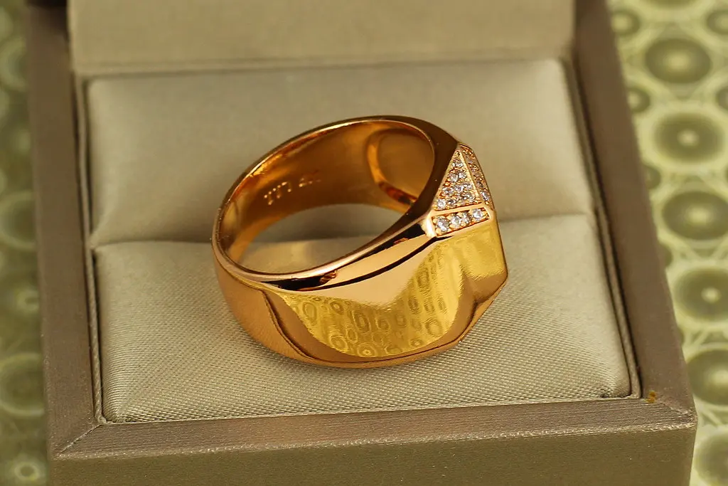 Кільце Xuping Jewelry Грань досконалості р 21 золотисте - фото 3
