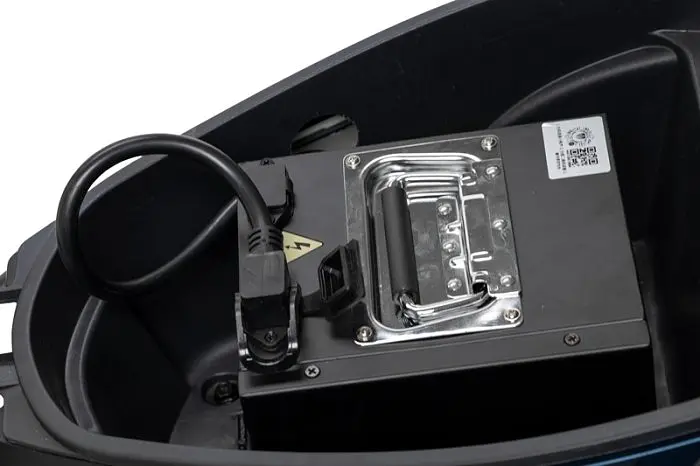 Электроскутер Двухместный Corso SPEEDFIRE (2500W 72V/30Ah) Зеленый - фото 4