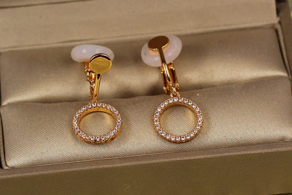 Сережки кліпси Xuping Jewelry обруч 2,9 см золотисті - фото 2