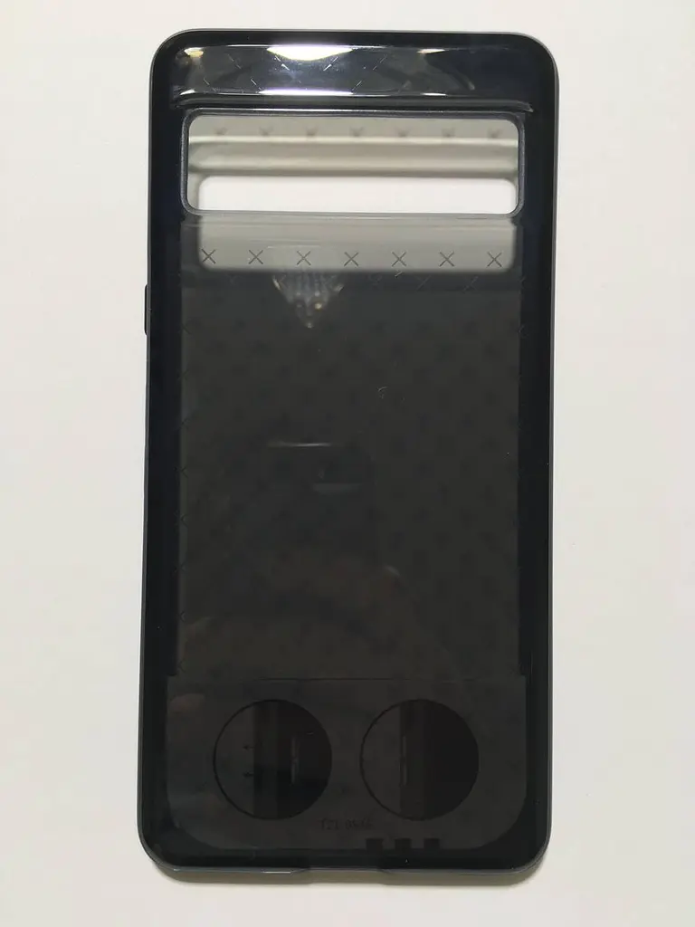 Оригінальний протиударний чохол Tech21 Evo Check для Google Pixel 7 Pro Smokey Black (T21-9550) - фото 8