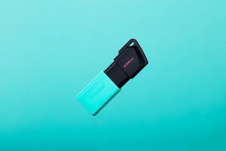 USB флеш-накопичувач Kingston DataTraveler Exodia M 256GB USB-A 3.2 Gen 1 Black/Teal (DTXM/256GB) [69967] - фото 6