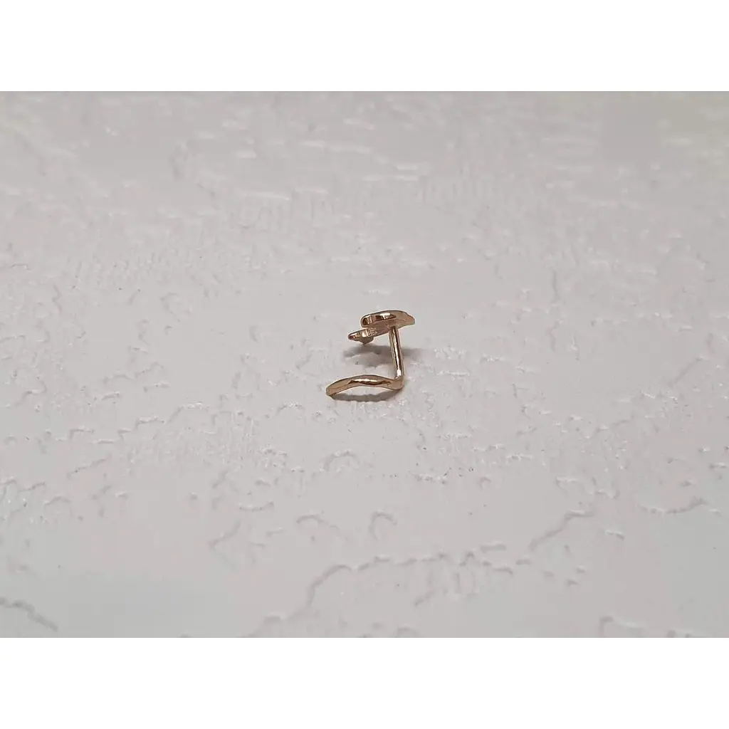 Золотая серьга-пирсинг в нос Dear. 1048 - фото 3