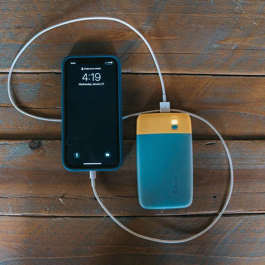 Повербанк Biolite Charge 20 PD 6000 mAh - фото 3