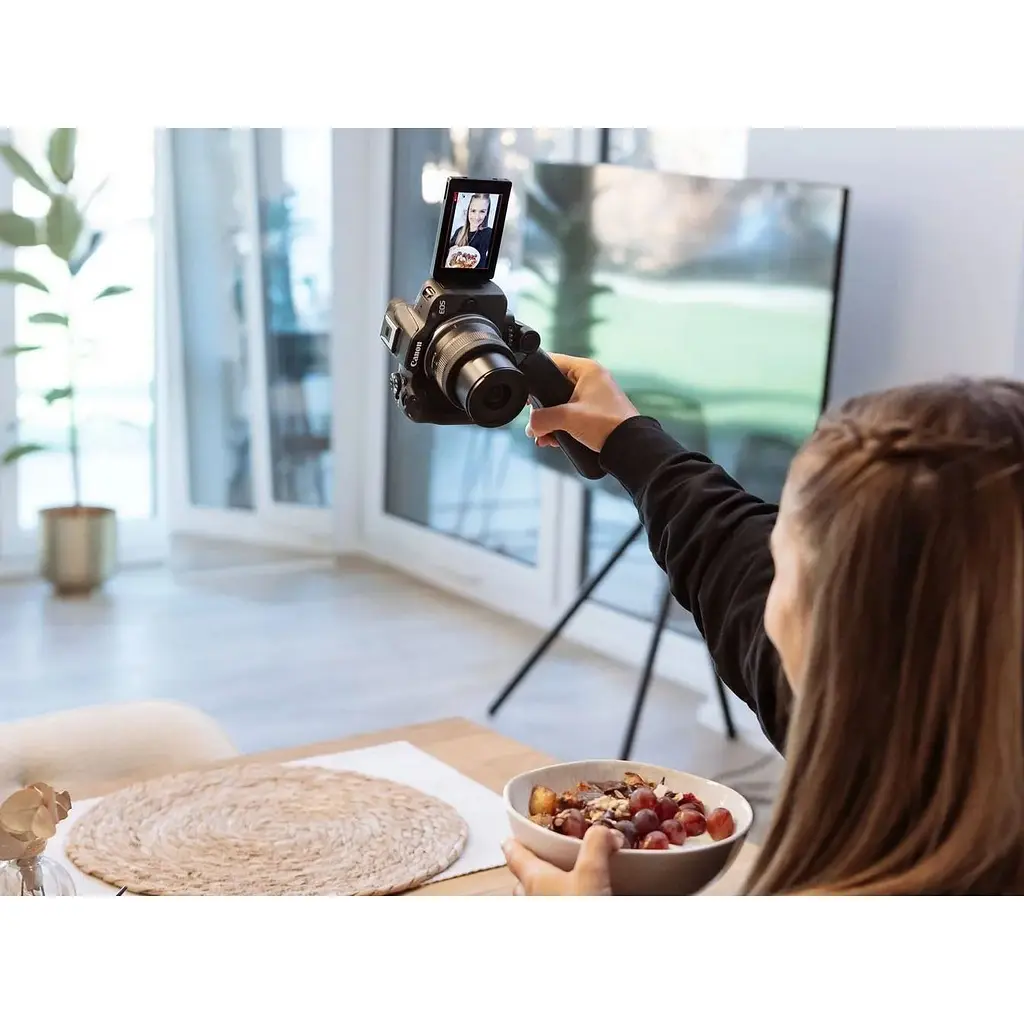 Бездзеркальний фотоапарат Canon EOS R50 Kit RF-S 18-45mm f4.5-6.3 IS STM+RF-S 55-210mm Black (5811C034) UA [87316] - фото 15