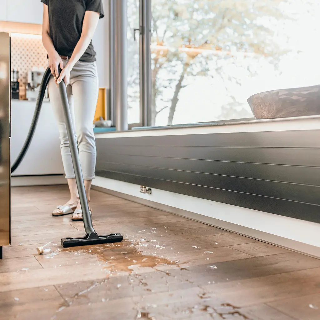 Пилосос промисловий Karcher WD 2 Plus V-12/4/18 (1.628-000.0) - фото 9