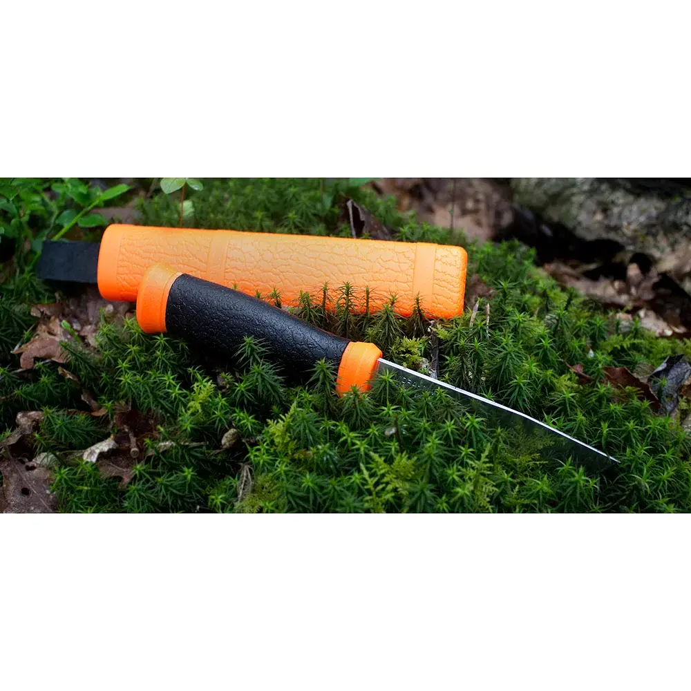 Ніж Morakniv Outdoor 2000 Orange - фото 4
