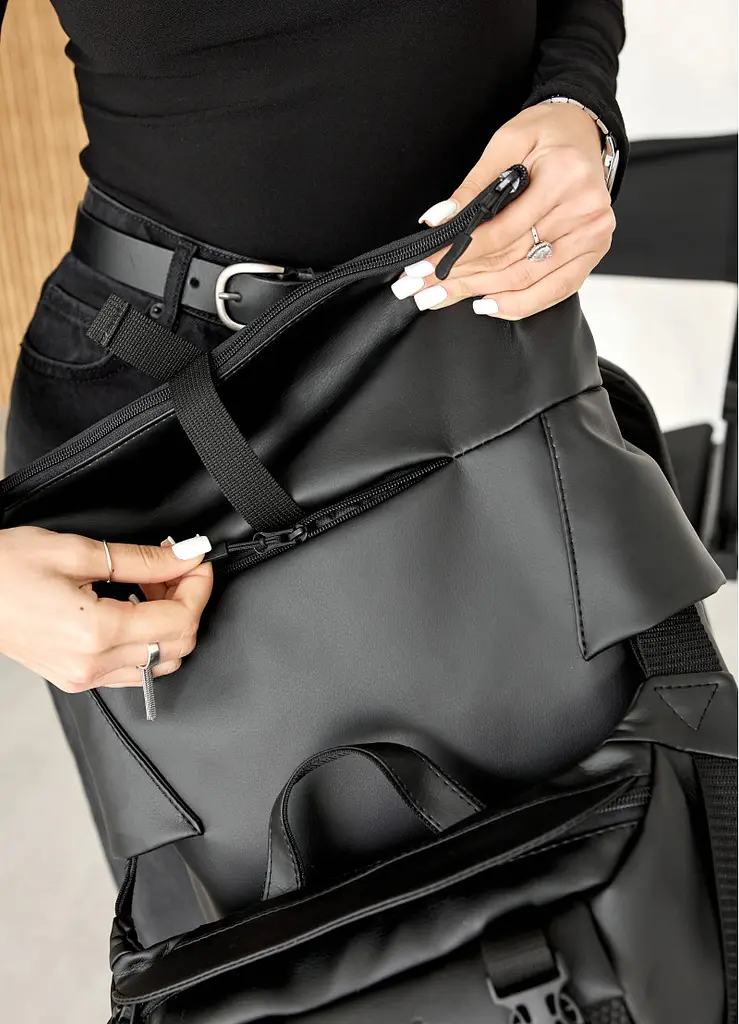 Жіночий рюкзак ролл Sambag RollTop Double чорний 41 х 27 х 18 см (24330001) - фото 4