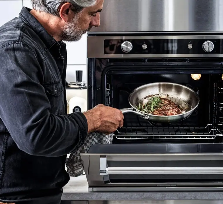 Сковорода універсальна KitchenAid MSS 24 см срібляста СС003244-001 - фото 3