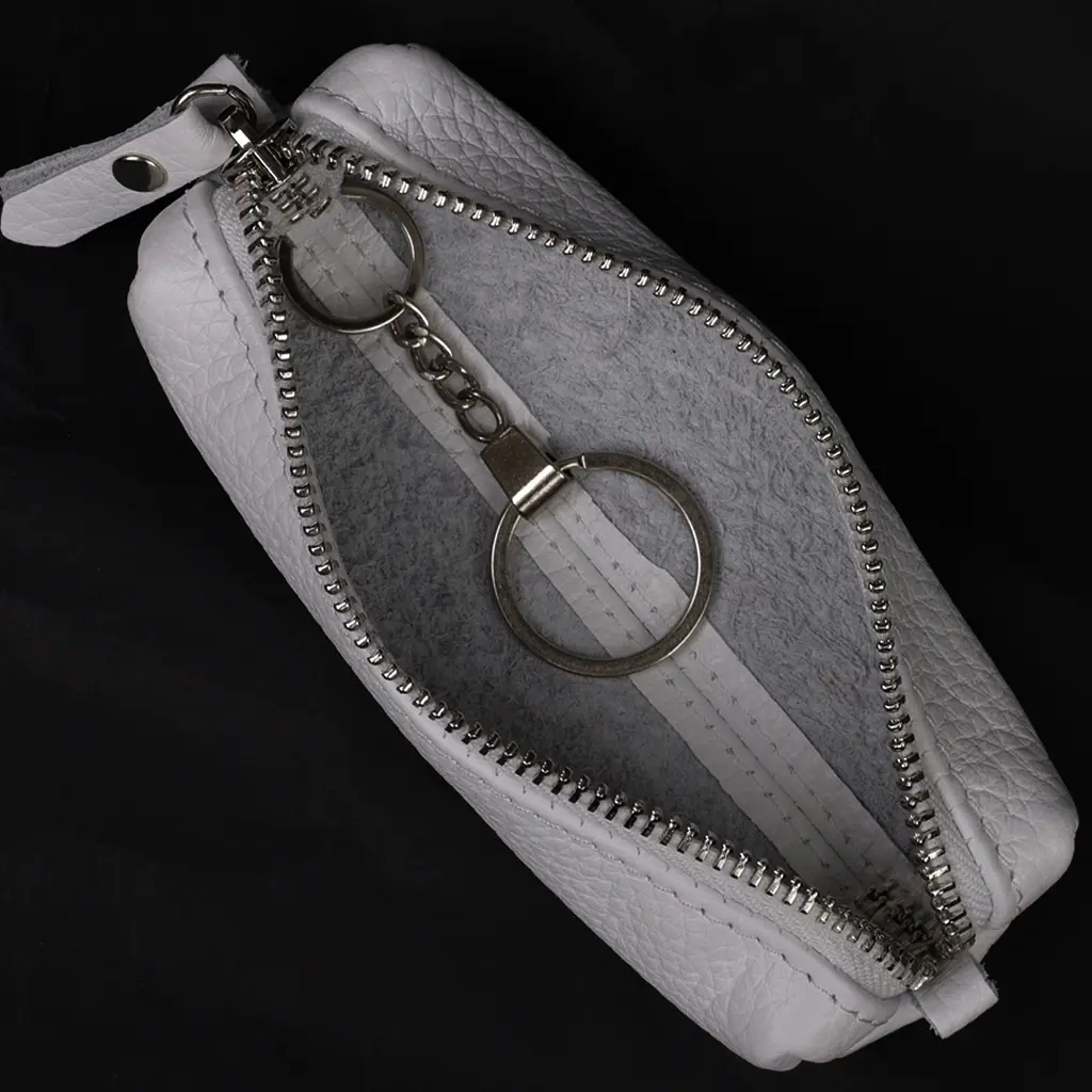 Кожаная женская ключница GRANDE PELLE 14х3х4 см acs0028328 - фото 3