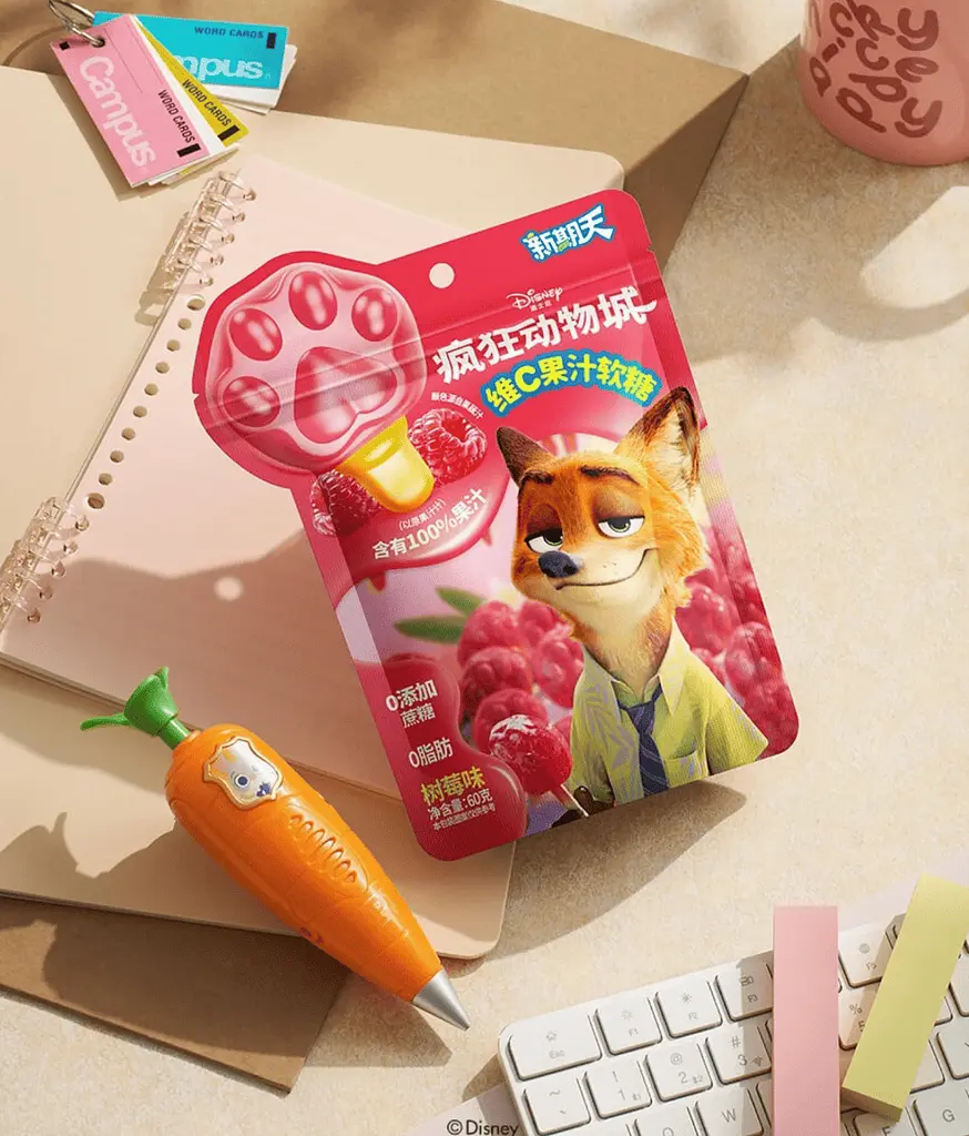 Жувальні цукерки Xinqitian Disney Zootopia Raspberry Candy 75г - фото 4