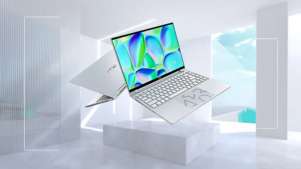 Ноутбук Gigabyte AERO 14.0 QHD+ OLED 90Hz, Intel i7-13700H, 16GB, F1TB, NVD4050-6, W11, серебристый (AERO_14_BMF-72KZBB4SO) - фото 2