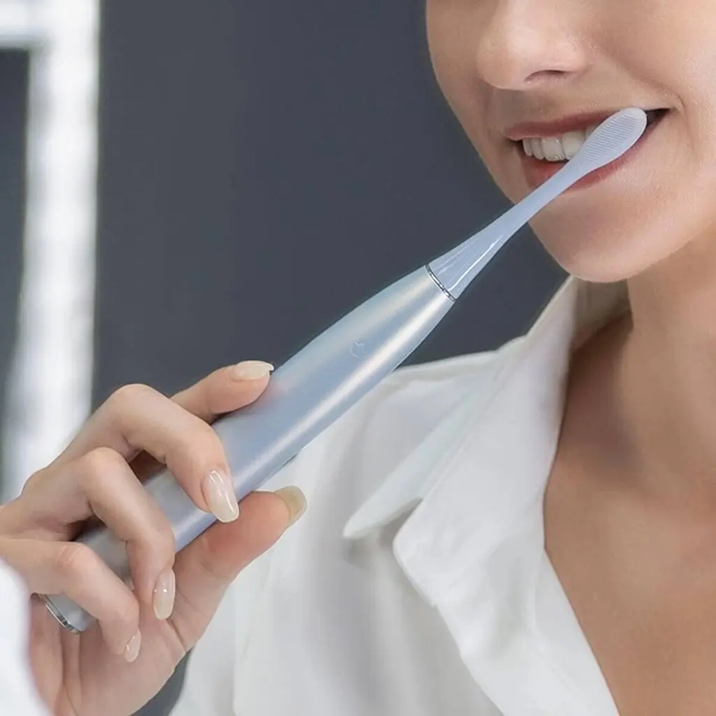 Электрическая зубная щетка Oclean X Pro Digital Set Electric Toothbrush Glamour Silver [89859] - фото 9