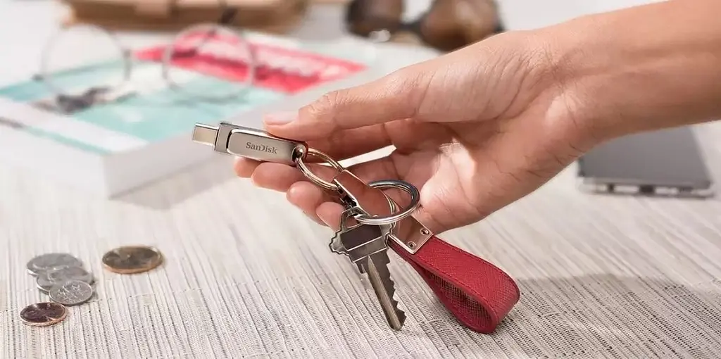 SanDisk Накопичувач 512GB USB 3.1 Type-A + Type-C Dual Drive Luxe Срібний - фото 4
