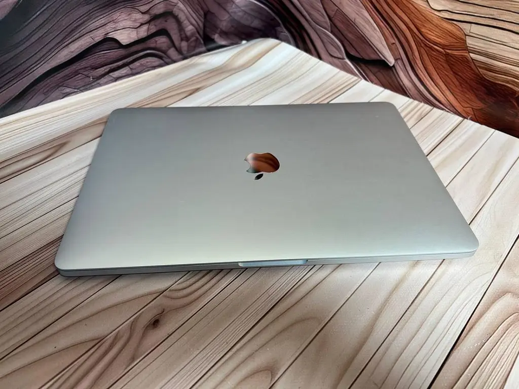 Ноутбук Apple MacBook Pro 13" i5-8259U/16/500 (C02XV2EFJHD4) Б/в - фото 7