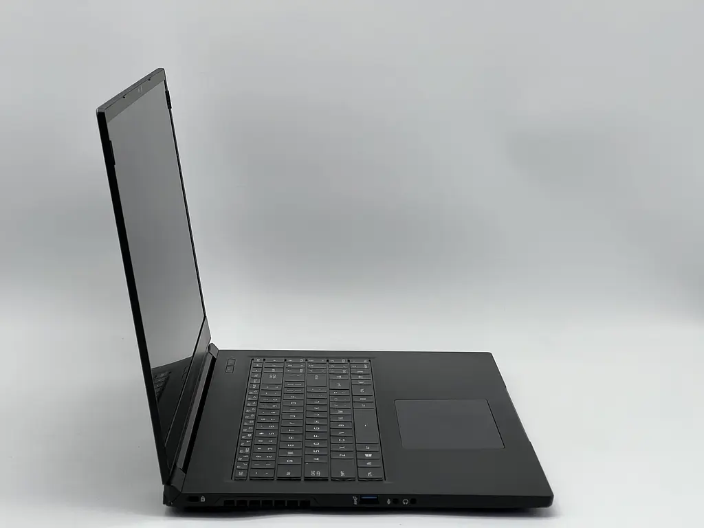 Ноутбук Maingear 17.3" Vector Pro 17 MG-VCP17I-3070, i7-11800H, 16 GB, 960 GB, NVIDIA GeForce RTX 3070, 1920x1080, IPS (SH2510789) Б/у - фото 2