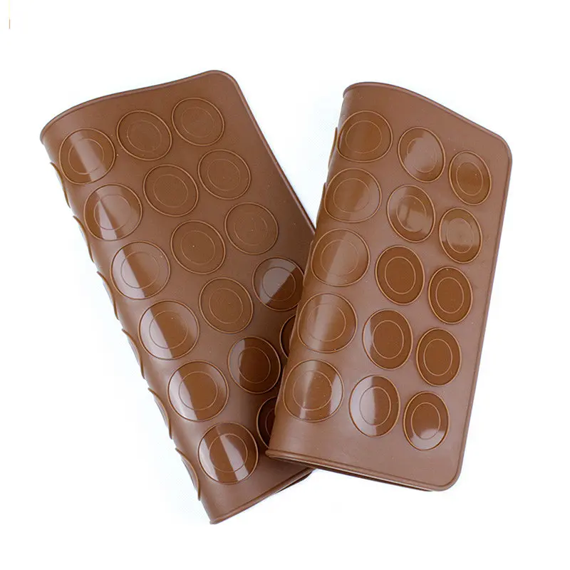 Форма для випічки силіконова «Macaroons» килимок 25х28 см (30 шт х 3,5 см) Рожевий 82704 - фото 4
