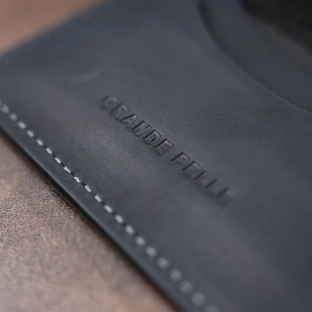 Візитниця з обкладинкою для ID-паспорта з натуральної шкіри Grande Pelle 11290 чорна - фото 9