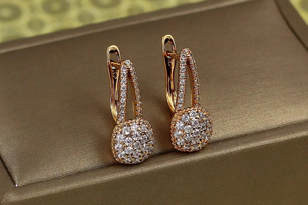 Сережки Xuping Jewelry Недра 1,4 см золотисті - фото 2