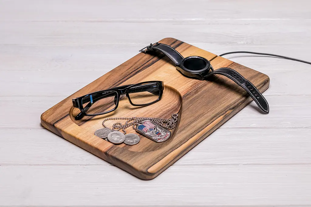Дерев'яний органайзер для смартфона ecoWalnut 290х200x15 мм - фото 6