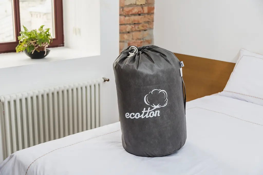 Ковдра Ecotton Ecofill Premium 172х205 см двоспальна антиалергенна з біопухом біла в чохлі для зберігання (25082) - фото 10