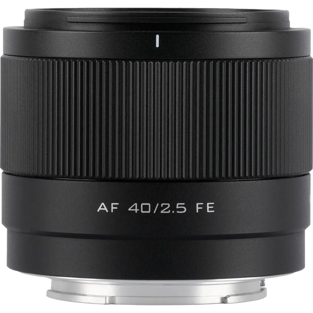Объектив Viltrox AF 40mm f/2.5 Air Sony E Black - фото 3