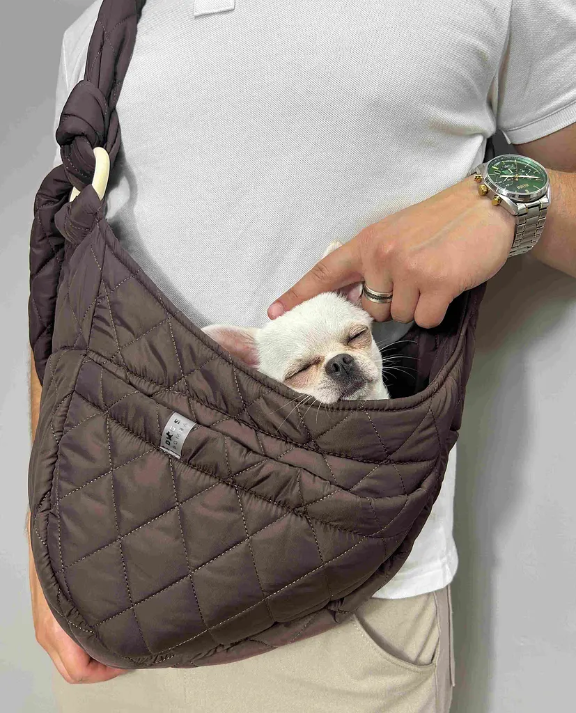 Слінг сумка переноска через плече для тварин собаки котів дрібних порід до 6 кг ремінцем із кишенею dogs bomba шоколад - фото 2