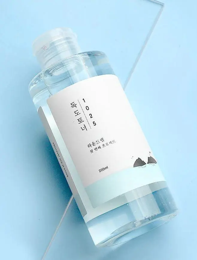 Тонер для обличчя Round Lab 1025 Dokdo Toner з ефектом пілінгу 200 мл - фото 5