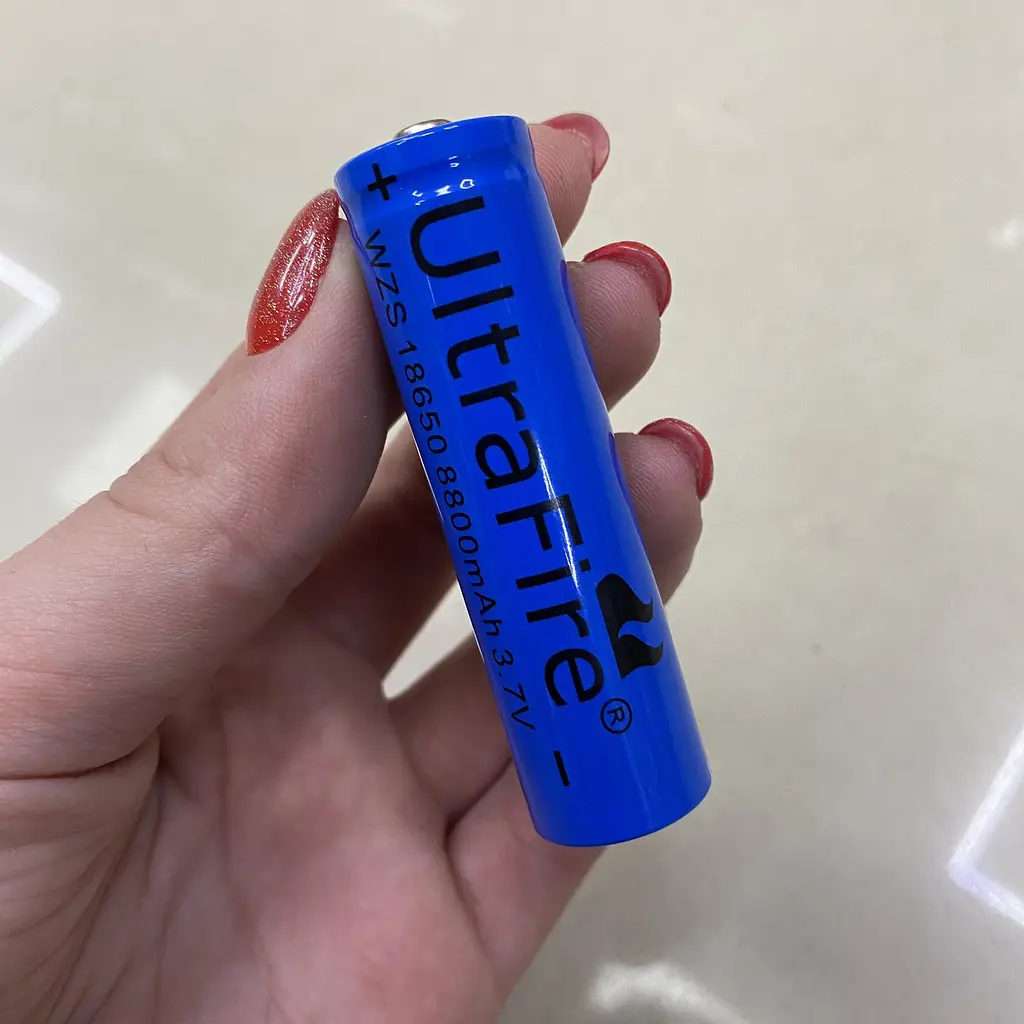 Акумулятор UltraFire 18650 8800 mAh 3.7V - фото 3