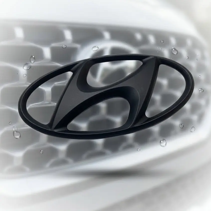 Емблема Hyundai 129х64 мм (2 напрямні + скотч) Чорна матова (OEM: 86300-4R100, 863004R100) - фото 3