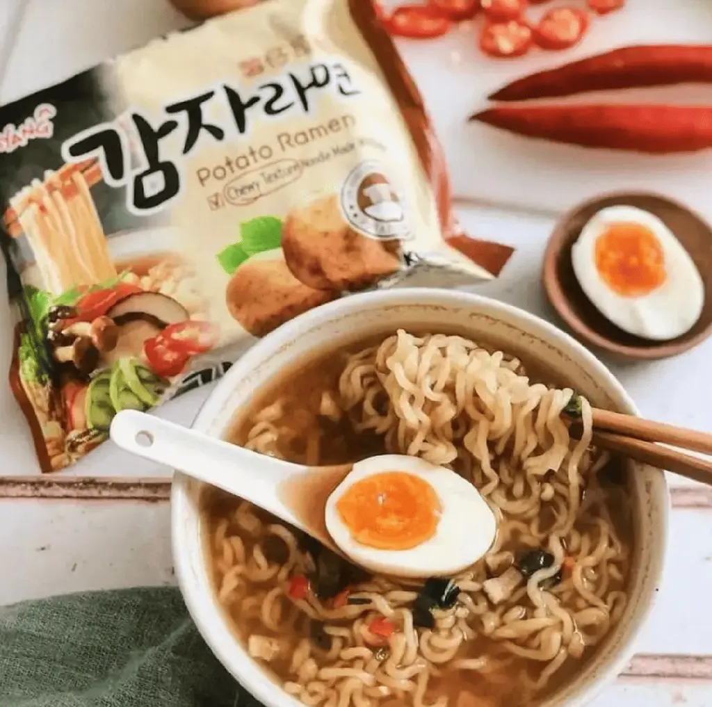 Локшина швидкого приготування Samyang Buldak Potato Ramen 120г - фото 3