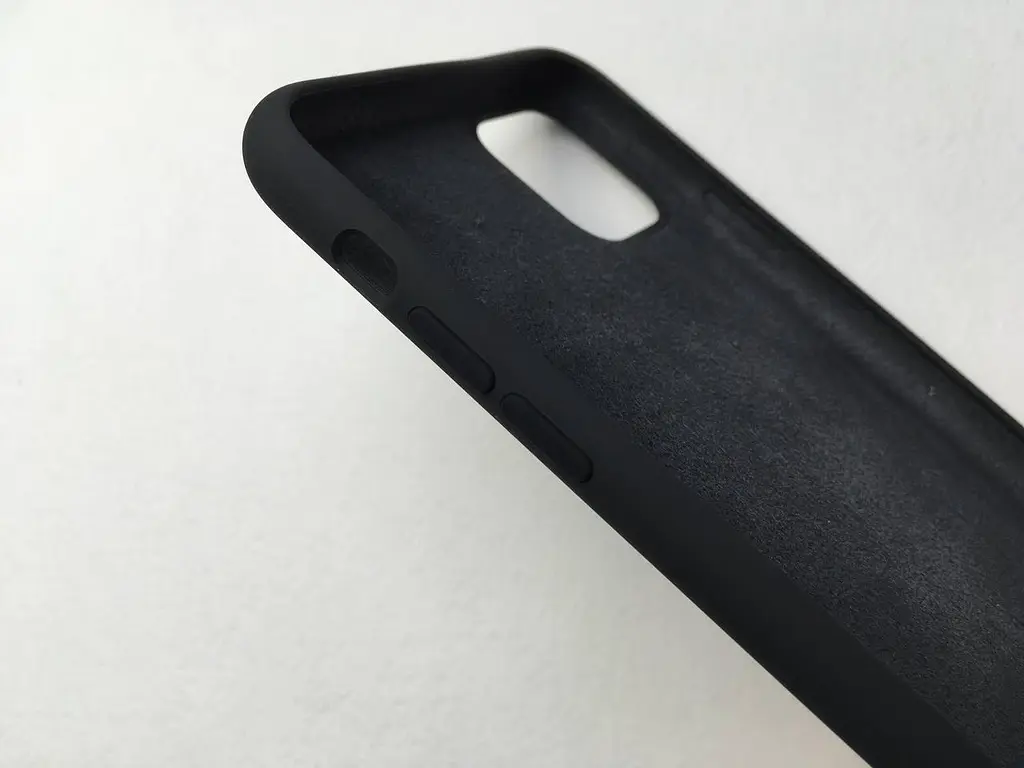 Оригінальний силіконовий чохол Apple Silicone Case для iPhone 11 Pro Max (6.5") Black (MX002ZM/A) - фото 4