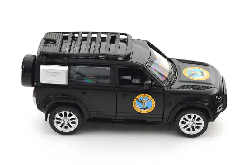 Іграшкова машинка позашляховик Land Rover Defender 110 Шеврони Героїв ГУР МО TechnoDrive - фото 2