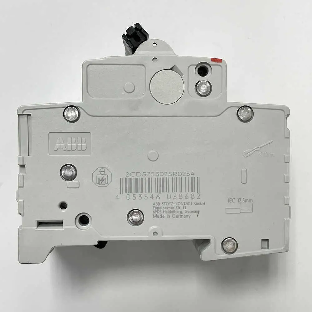 Автоматичний вимикач ABB SZ203-C25 ( 2CDS253025R0254 ) - фото 2