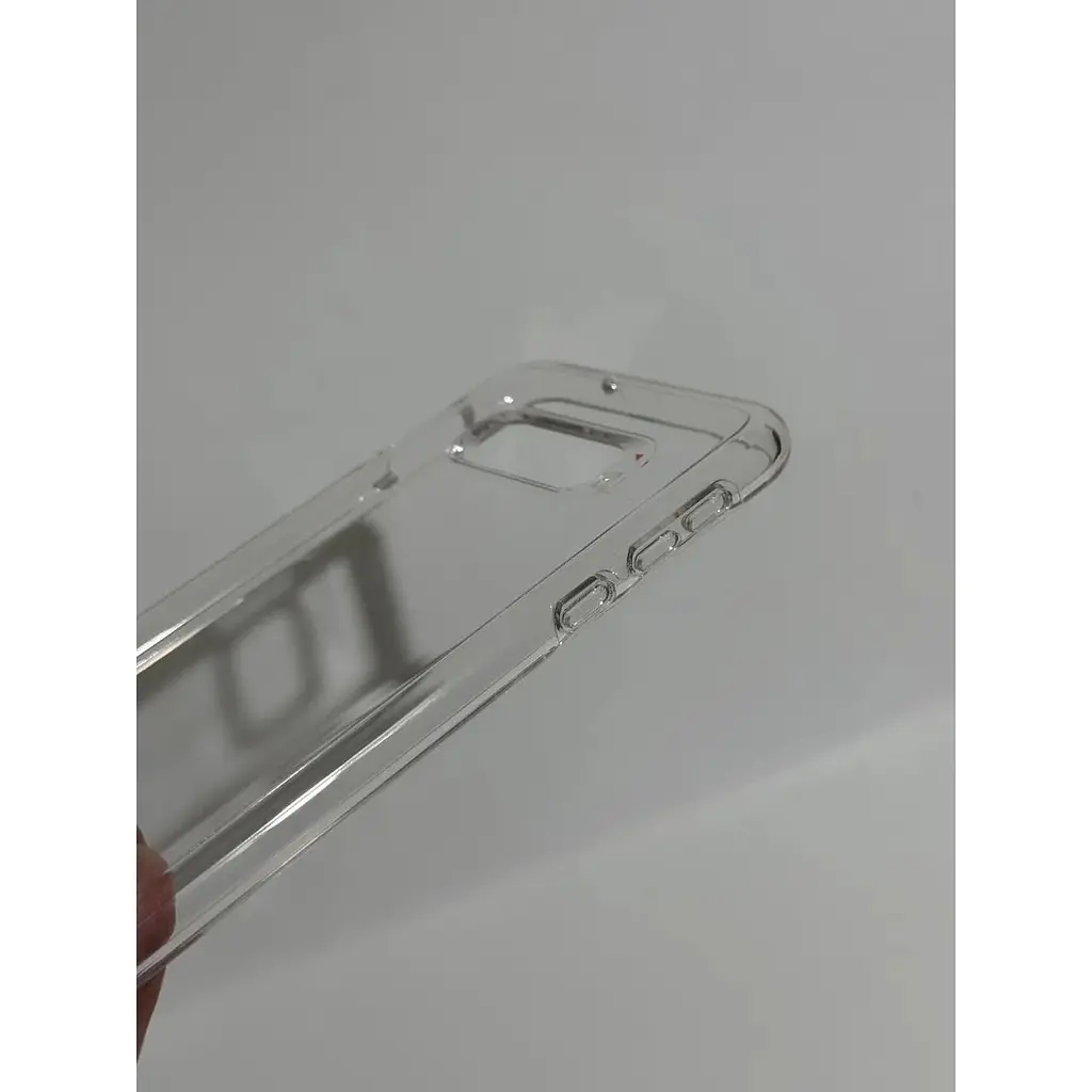 Противоударный чехол Gear4 Crystal Palace D3O для Samsung Galaxy S10e Прозрачный - фото 3