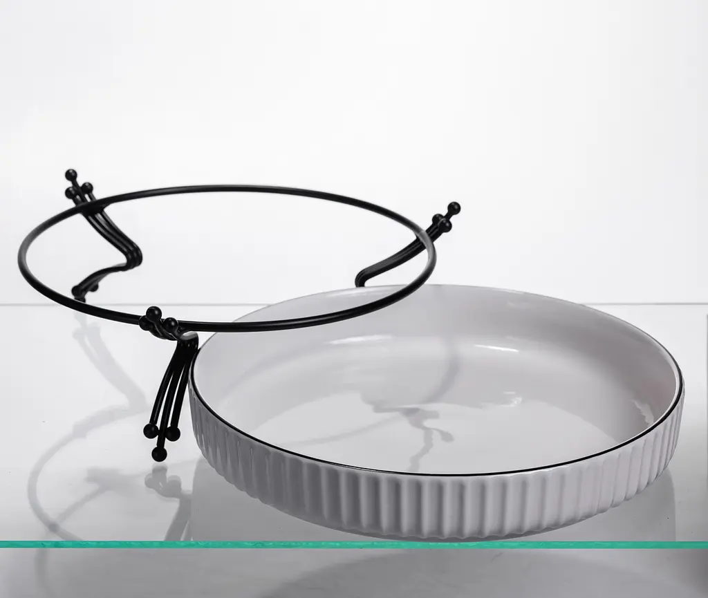 Фруктовниця порцелянова Yiwu на металевій підставці 25 см чорний LB-1572B - фото 3