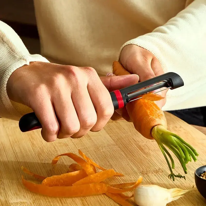 Овочечистка Tefal Ingenio+ пластик червоно-чорний (K1992034) - фото 9