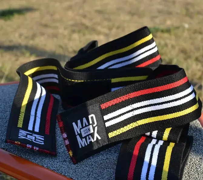 Бинти на коліна MadMax MFA-292 Knee Wraps Black (MFA-292-U) - фото 4