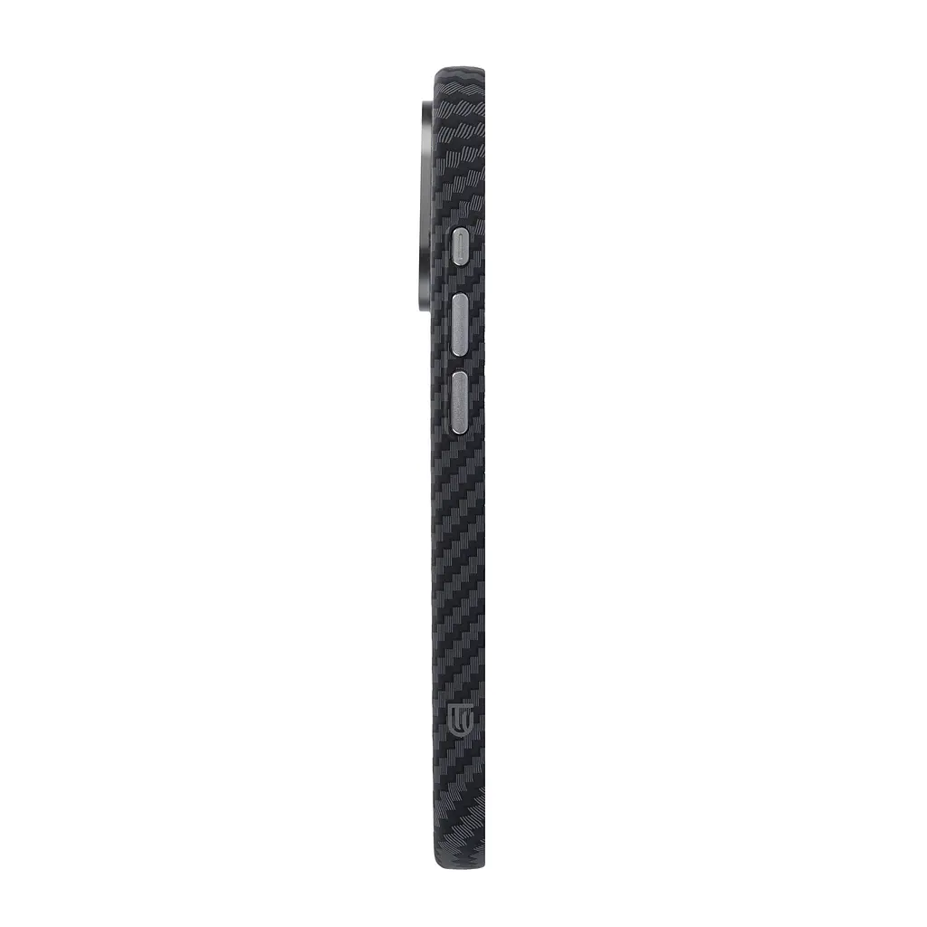 Карбоновый чехол для Apple iPhone 17, LikeCarbon2 MagCase, черный, тонкий защитный чехол-панель из поликарбоната с магнитами N52, MagSafe, противоударный, совместим с беспроводной зарядкой, приподнятые края для защиты камеры, ArmorStandart (ARM86257) - фото 6