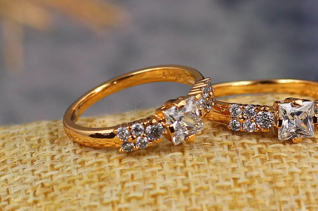 Кільце Xuping Jewelry хайтек р 17 золотисте - фото 2