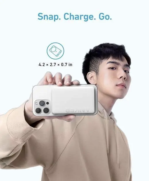 Повербанк Anker 334 MagGo 10000 mAh 20 W с беспроводной магнитной зарядкой Magsafe для iPhone белый - фото 6