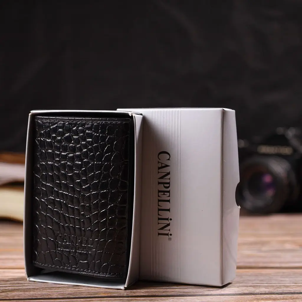 Картхолдер унісекс у три складання з автоматичним механізмом з натуральної шкіри з тисненням під крокодила Canpellini 21930 чорний - фото 10