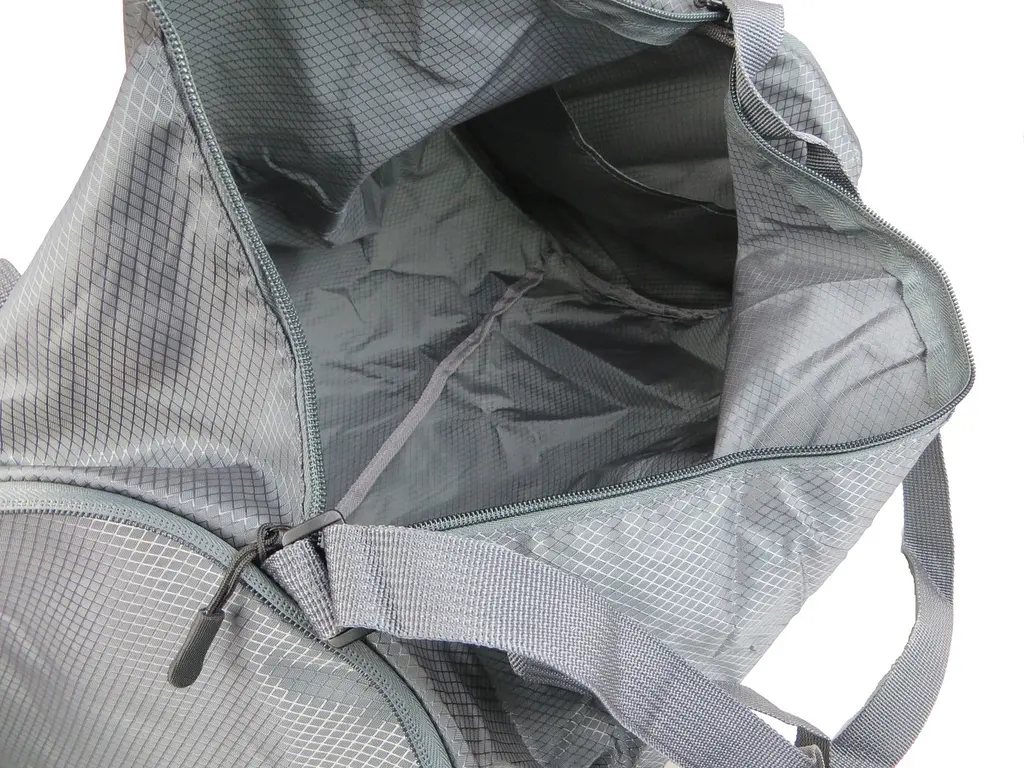 Невелика складна спортивна сумка Active Sport 41184 21L Сіра - фото 8
